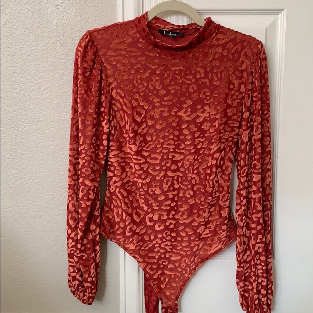 Lulu’s Red/Orange Print Velvet Bodysuit